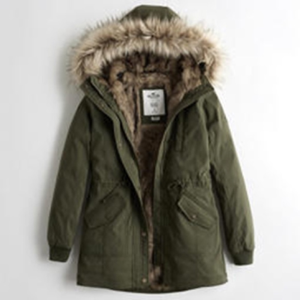 ❌❌SOLD❌❌Hollister Stretch Faux-Fur-Lined Parka Small